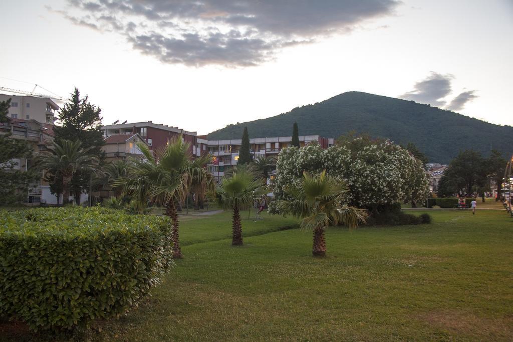 Apartment Oleander Budva Eksteriør billede