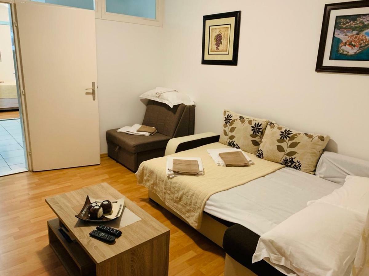 Apartment Oleander Budva Eksteriør billede